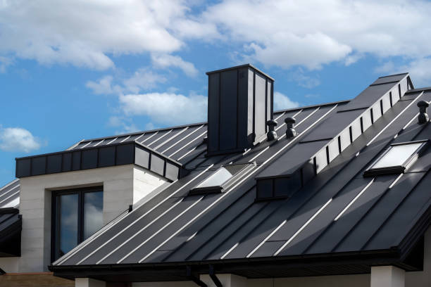 Best Roof Moss and Algae Removal  in Elizabeth, NJ